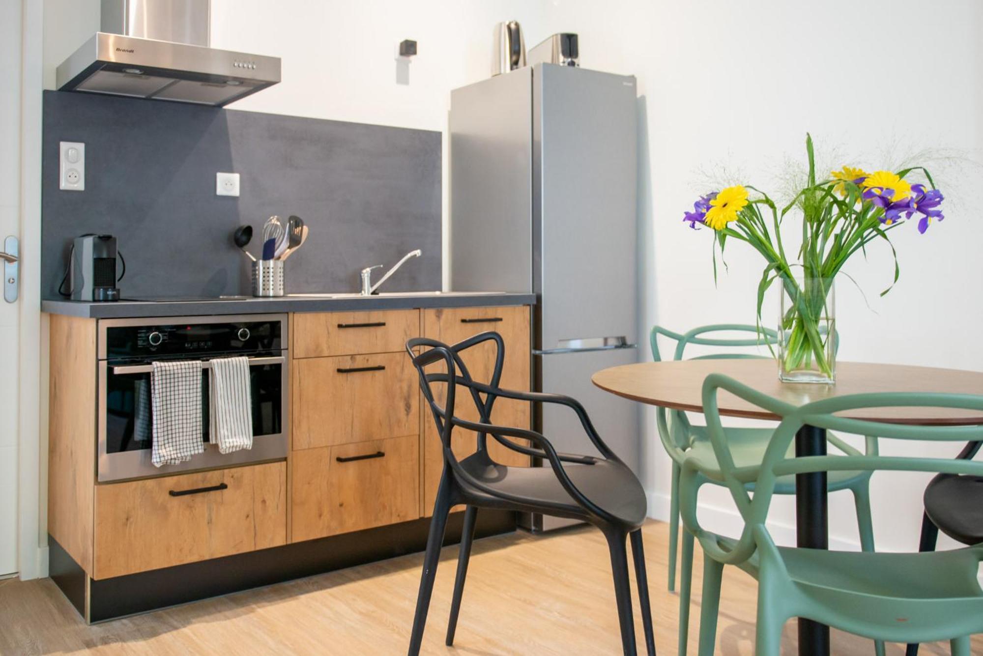 La Maison Des Vendangeurs En Ville Narbonne Zimmer foto